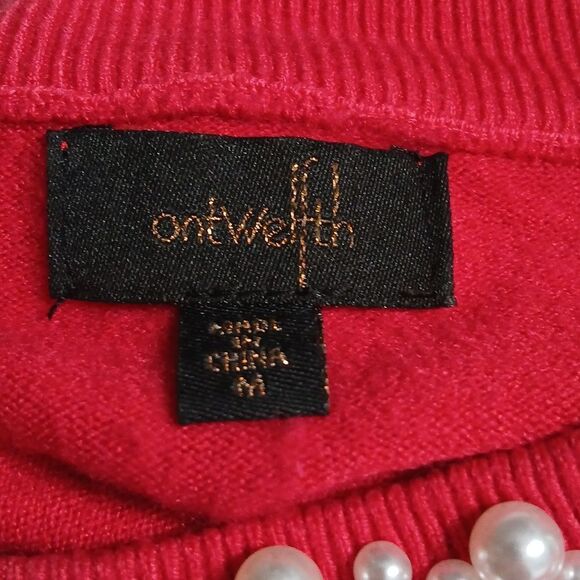 Ontwelfth red holiday with faux pearl neckline and cuffs  Sz M EUC holiday party - Picture 8 of 8
